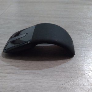 Microsoft Surface Arc Bluetooth Mouse